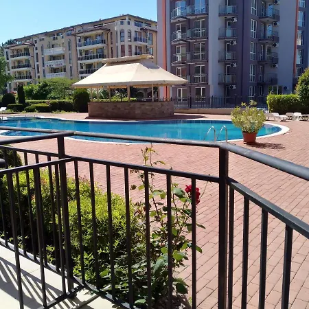 сънсет бийч 3 Apartment